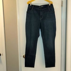Old Navy Original Mid-Rise Straight Jeans, Size 20, Medium Wash